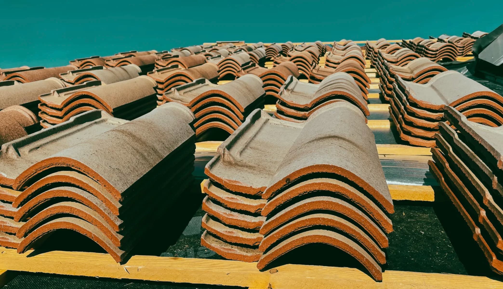 Réparation de toiture : comment choisir un couvreur de confiance ?